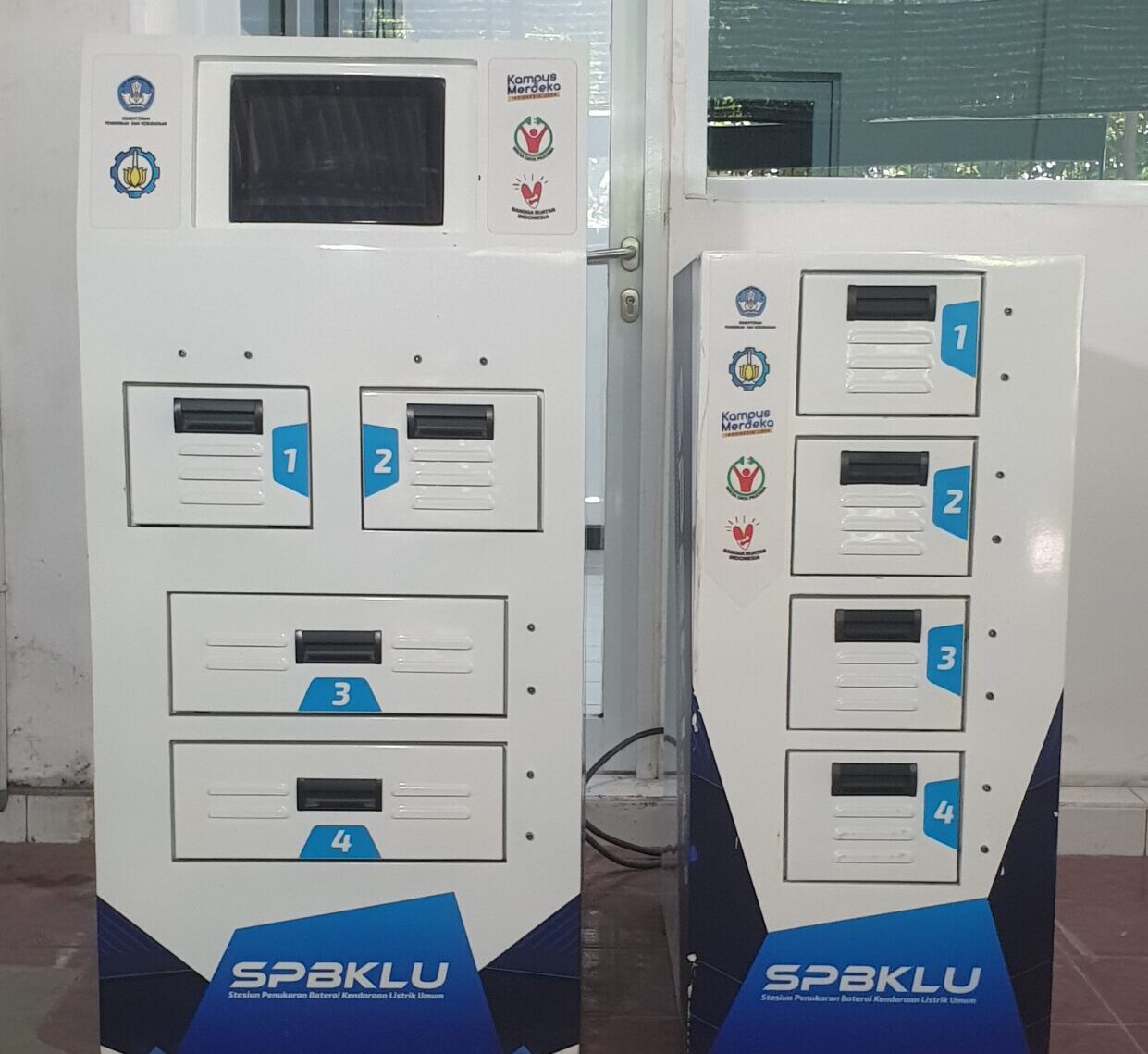 Swapping-Station-Model-4-Slot